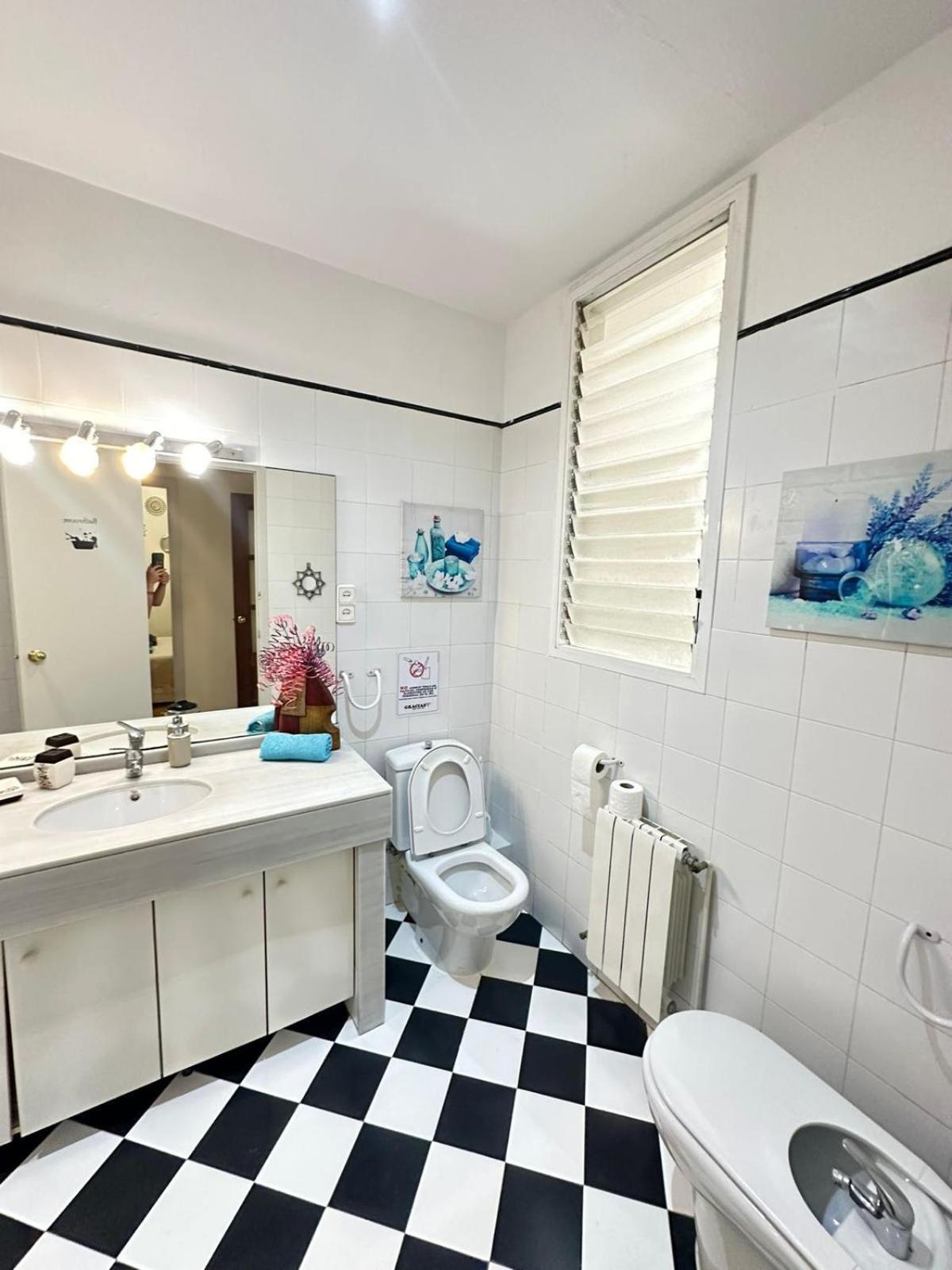 Rooms Aribau Barcelona Bagian luar foto