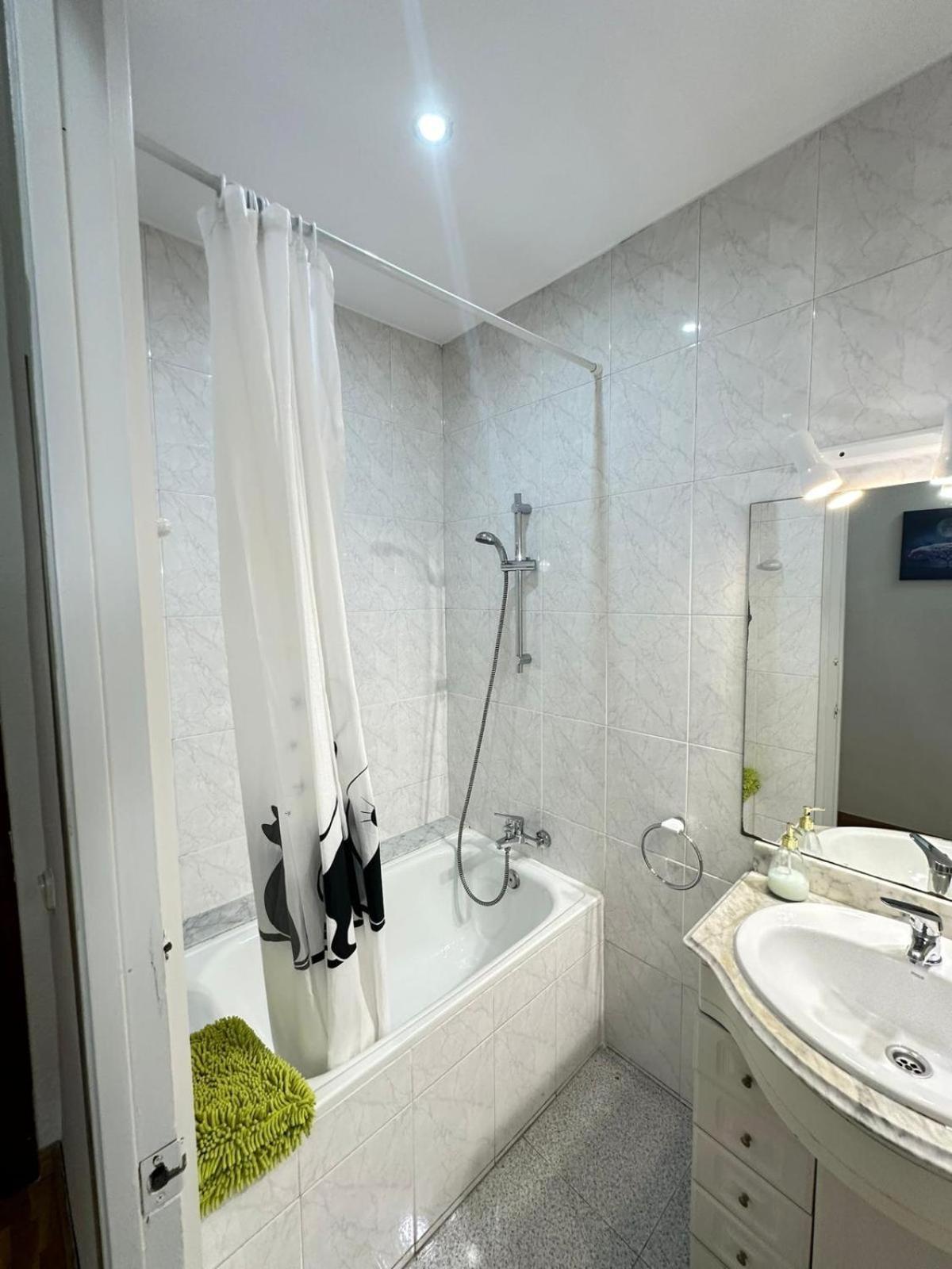 Rooms Aribau Barcelona Bagian luar foto